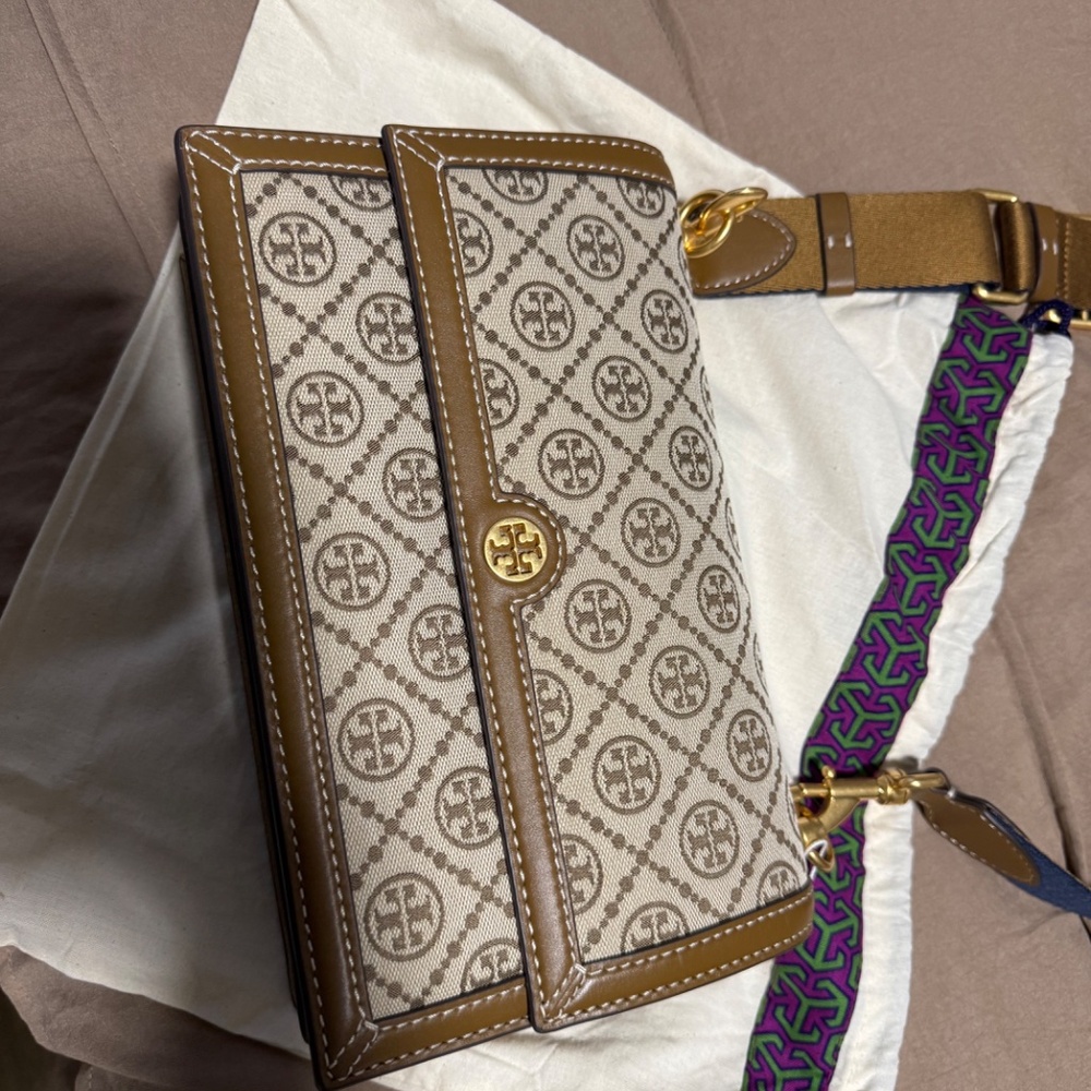 Tory Burch - Picture 7 of 10